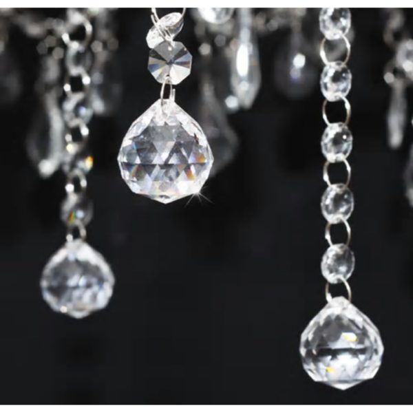 Kristall Kronleuchter mit 2300 echten Glas Kristallen weiß